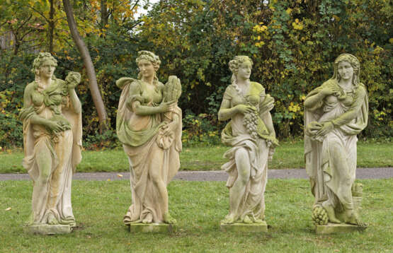 Vier Parkskulpturen als Allegorien der vier Jahreszeiten - photo 1