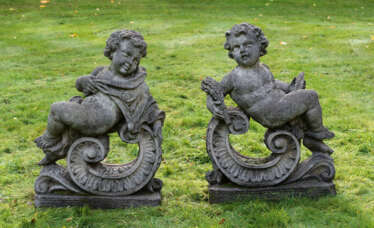 Paar Gartenskulpturen im Rokoko-Stil