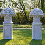 Paar große repräsentative Parkdekorationen im Louis XVI-Stil - фото 1