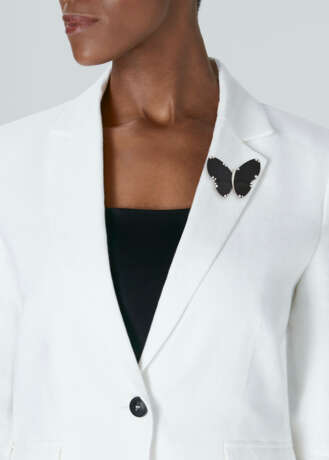 VAN CLEEF & ARPELS WOOD AND DIAMOND BUTTERFLY BROOCH - photo 3 VAN CLEEF & ARPELS WOOD AND DIAMOND BUTTERFLY BROOCH - photo 3