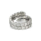BULGARI DIAMOND AND GOLD 'SERPENTI VIPER' RING AND EARRING SET - photo 6
