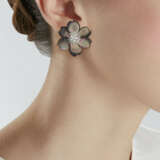 VAN CLEEF & ARPELS BLACK MOTHER-OF-PEARL AND DIAMOND 'ROSE DE NOËL' EARRINGS - photo 3