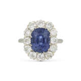 SAPPHIRE AND DIAMOND RING - photo 2