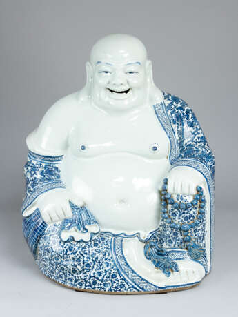 Large Chinese Porcelain Buddha , Qing Dynasty - photo 1
