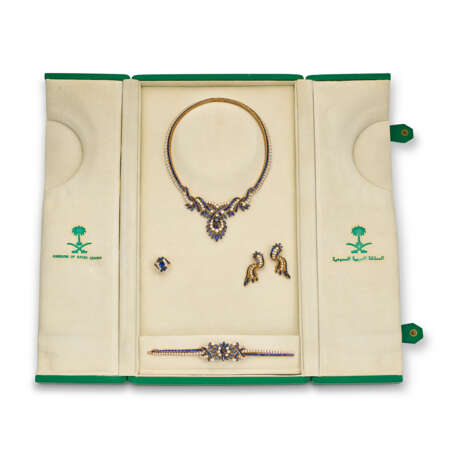 CHATILA SAPPHIRE AND DIAMOND SUITE - photo 2