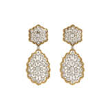 BUCCELLATI GOLD AND DIAMOND PENDENT EARRINGS - photo 1