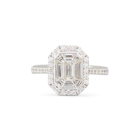 ILLUSION-SET DIAMOND RING - photo 2