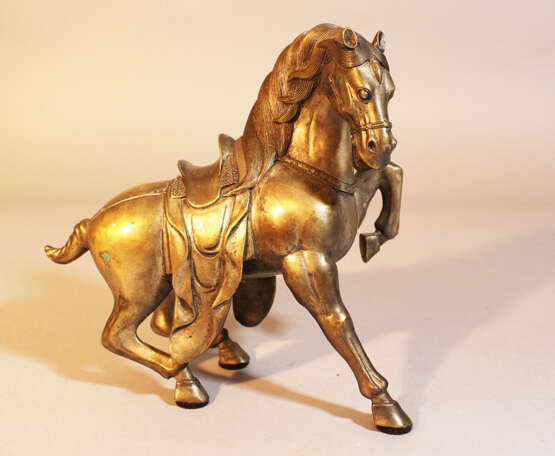 Asian Bronze, silvered, Horse, Qing Dynasty - photo 1