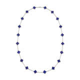 VAN CLEEF & ARPELS LAPIS LAZULI ‘ALHAMBRA’ LONGCHAIN NECKLACE - Foto 1