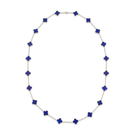 VAN CLEEF & ARPELS LAPIS LAZULI ‘ALHAMBRA’ LONGCHAIN NECKLACE - Foto 3 VAN CLEEF & ARPELS LAPIS LAZULI ‘ALHAMBRA’ LONGCHAIN NECKLACE - Foto 3