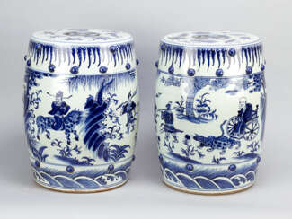 Chinese Porcelain garden seats, blue painted, a pair, Qing Dynasty