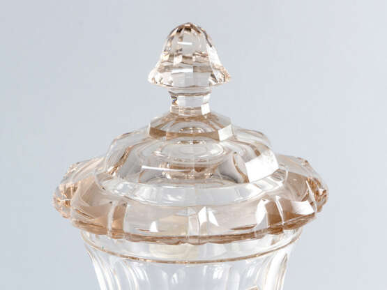 Bohemian transparent sliced glass goblet , lid, 19. century - Foto 2