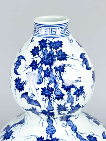Chinese Vase, Porcelain. Qing Dynasty - фото 2