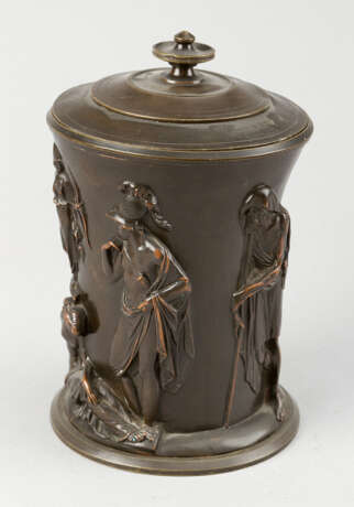 Empire Bronze Urn with lid, 19.century - фото 3
