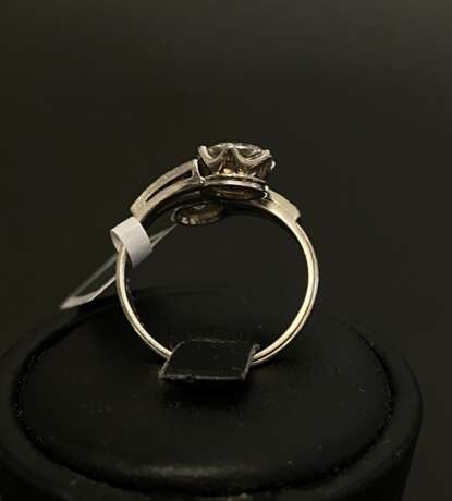 Platinum ring with diamonds and synthetic moissanites Platinum Other style 21th century - photo 3