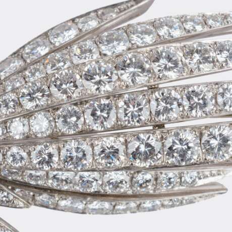 Juwelier Wilm. Exzellente Vintage Smaragd Diamant Blüten-Brosche. - photo 2 Juwelier Wilm. Exzellente Vintage Smaragd Diamant Blüten-Brosche. - photo 2