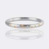 Platin Armreif mit Brillant-Besatz. - photo 2