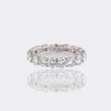 Juwelier Wilm. Fein-weißer Memory Brillant Ring. - photo 1