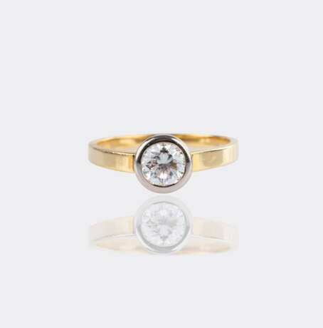 Solitär Ring. - photo 1 Solitär Ring. - photo 1