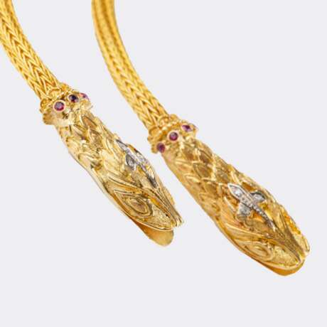 Lalaounis. Langes Goldcollier mit Schlangenköpfen. - фото 4 Lalaounis. Langes Goldcollier mit Schlangenköpfen. - фото 4