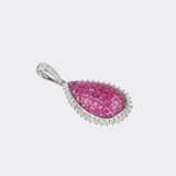 Hochfeiner Rubin Anhänger mit Diamanten. - photo 2