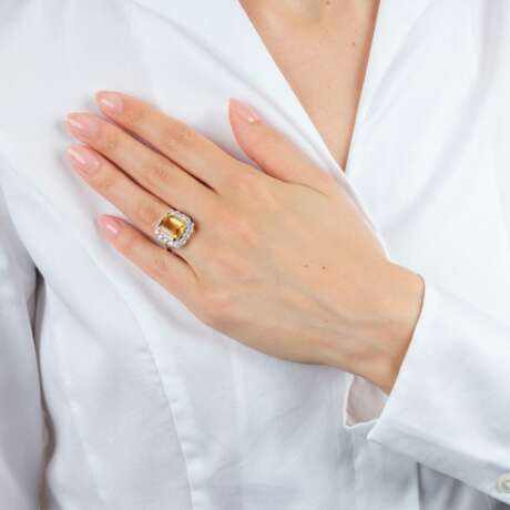 Citrin Ring mit Brillant Besatz. - photo 1