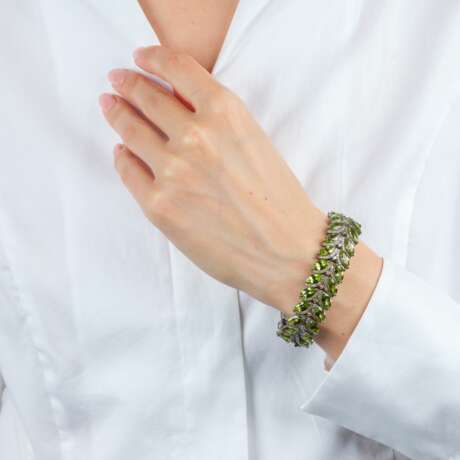 Hochkarätiges Peridot Armband mit Brillant-Besatz. - Foto 3