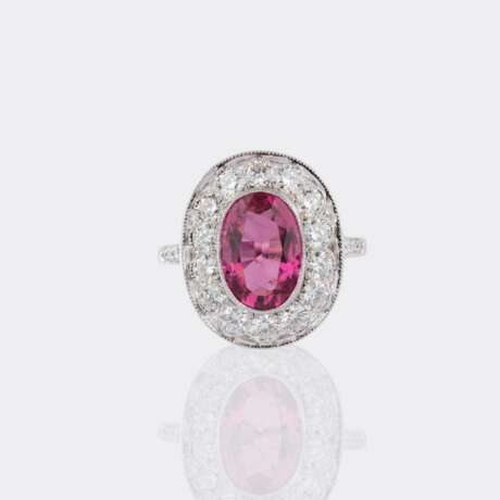 Pink Turmalin Ring mit Brillanten. - фото 1