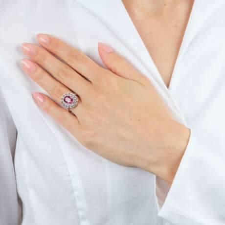 Pink Turmalin Ring mit Brillanten. - фото 3