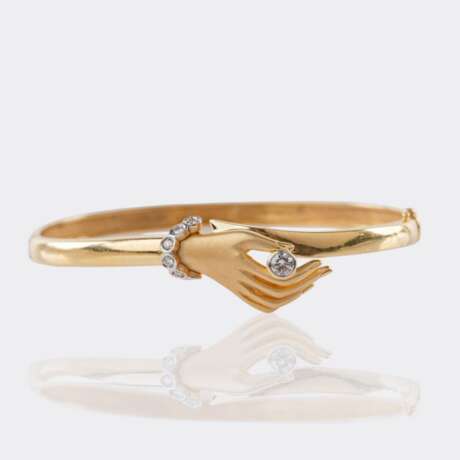 Diamant Schmuck-Set mit Ohrsteckern, Ring, Armreif und Anhänger 'Delicate Hands'. - photo 4
