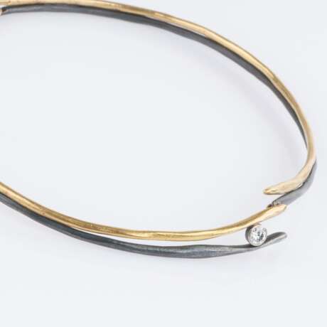 Hadfried Rinke Goldschmied, Worpswede. Halsreif mit Brillant. - photo 2