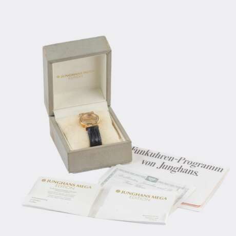 Junghans gegr. 1860 in Schramberg. Limitierte Damen-Armbanduhr. - Foto 3