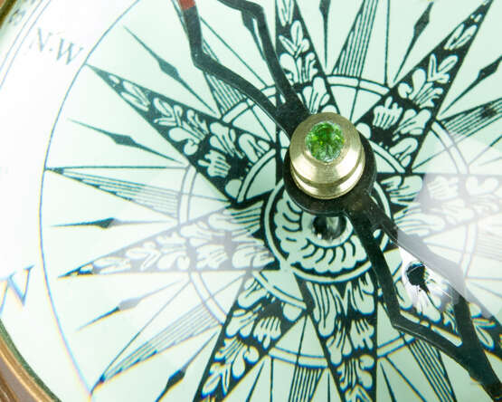 compass under glass, with wind-rose, 20.century - photo 3