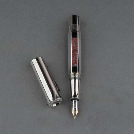 Graf von Faber-Castell gegr. 1761 in Stein bei Nürnberg. Luxuriöser Pen of the Year 2014 'Katharinenpalast'. - Foto 2 Graf von Faber-Castell gegr. 1761 in Stein bei Nürnberg. Luxuriöser Pen of the Year 2014 'Katharinenpalast'. - Foto 2