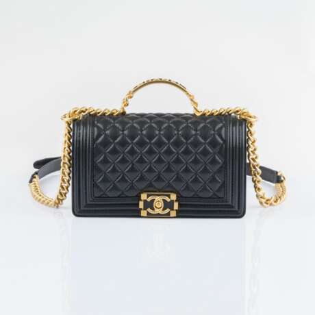 Chanel gegr. 1910 Paris. Boy Bag Medium Limited Edition. - photo 1