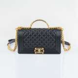Chanel gegr. 1910 Paris. Boy Bag Medium Limited Edition. - photo 1