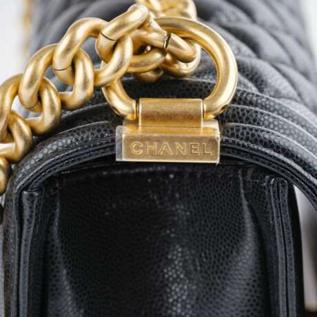 Chanel gegr. 1910 Paris. Boy Bag Medium Limited Edition. - photo 5