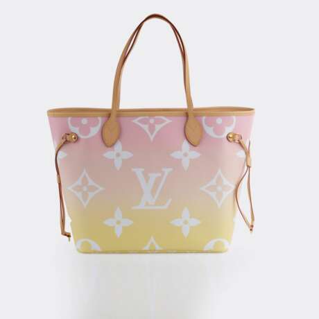 Louis Vuitton gegr. 1854 Paris. Tragetasche 'Neverfull MM by the Pool' M45680 Light Pink Limited Edition. - photo 2 Louis Vuitton gegr. 1854 Paris. Tragetasche 'Neverfull MM by the Pool' M45680 Light Pink Limited Edition. - photo 2