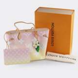Louis Vuitton gegr. 1854 Paris. Tragetasche 'Neverfull MM by the Pool' M45680 Light Pink Limited Edition. - photo 7