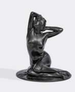 Bronze objects. Fritz Heinemann (Altena 1864 - Berlin 1932). Sitzender weiblicher Akt.