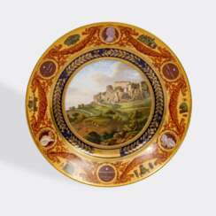 Seltener Teller 'Cantal' aus dem 'Service des Départements'.