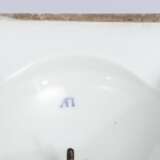 Paar seltener Empire-Vasen mit prächtiger Blumenmalerei. - photo 3