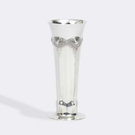 Feine Jugendstil-Vase. - photo 1 Feine Jugendstil-Vase. - photo 1