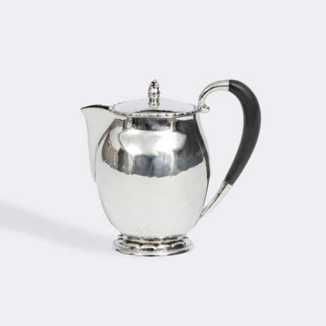 Georg Jensen (Kopenhagen 1866 - Hellerup/Kopenhagen 1935). Sehr seltene Milchkanne Nr. 34 A. - photo 1