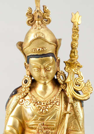 Asian Bronze Goddess, gilded, Qing Dynasty - photo 2
