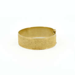Gold-Bracelet