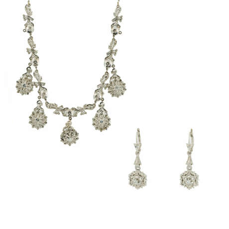 Demi-Parure: Diamond-Necklace-and-Diamond-Ear Studs - photo 1