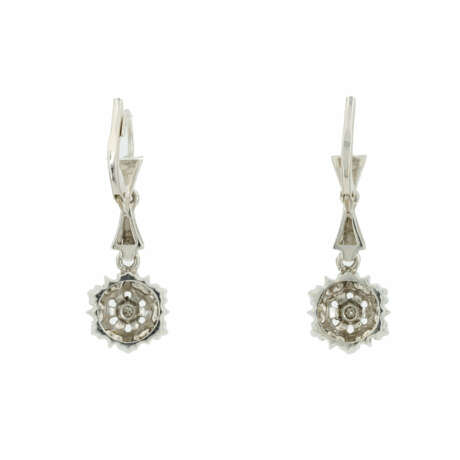 Demi-Parure: Diamond-Necklace-and-Diamond-Ear Studs - photo 6