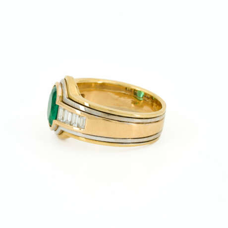 Emerald-Diamond-Ring - photo 2 Emerald-Diamond-Ring - photo 2