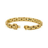 Collection: Gold-Bracelet-and-Sapphire-Diamond-Pendant - фото 6